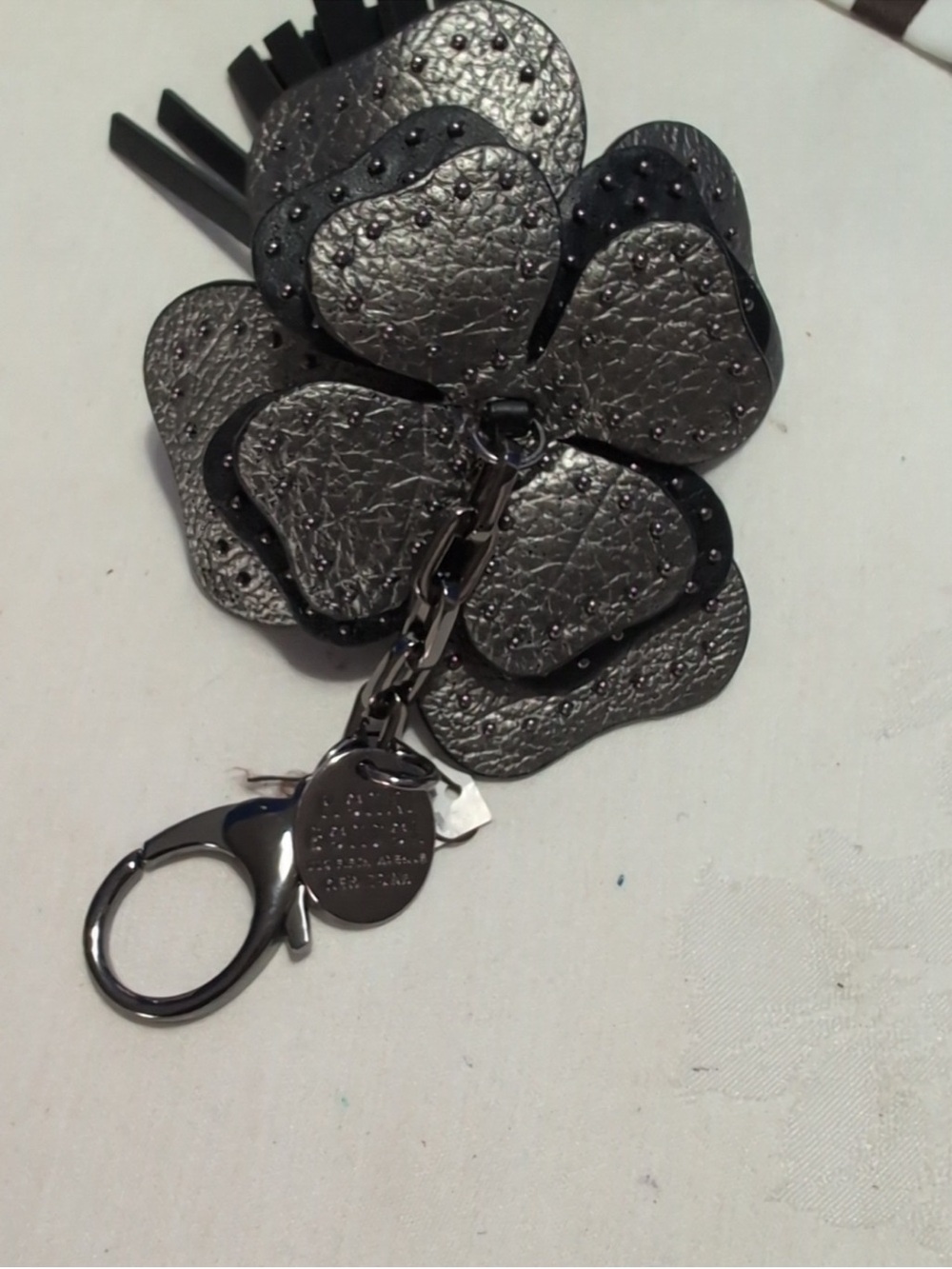 Henri Bendel NWT Rare BLOSSOMS Metallic Leather And Studded Flower Bag Charm 🔥 - Picture 6 of 10